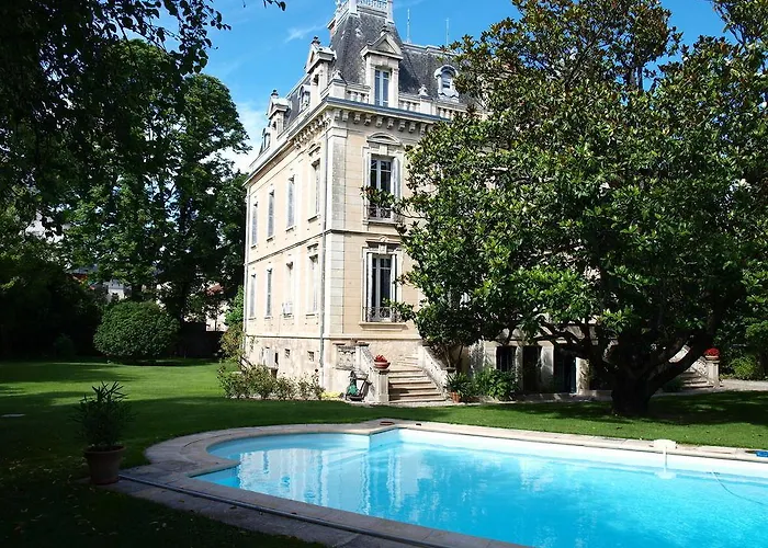 Magnolia Parc - Adults Only Couette-café 4*